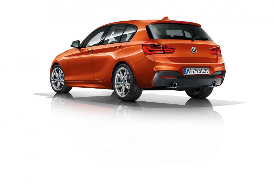  BMW M135i 5-Door 2015 года  (фото 2 из 3)